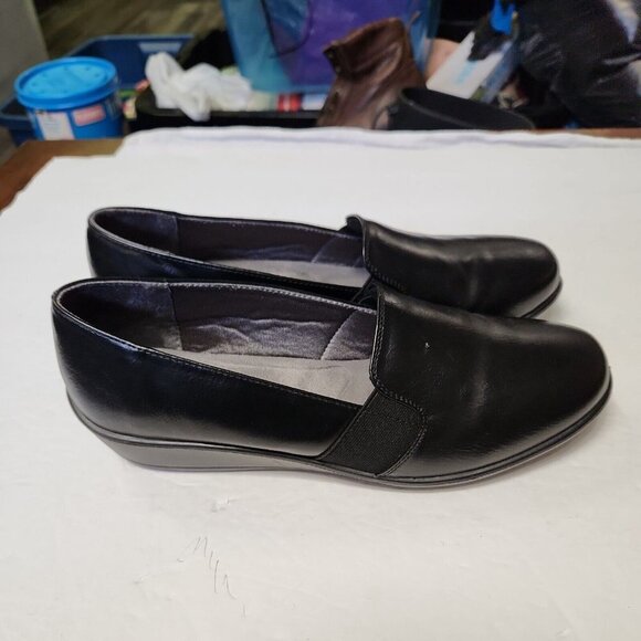 MARBELLA  BLACK SLIP ON CAREER PUMPS SHOES SIZE 9 M - Picture 4 of 7
